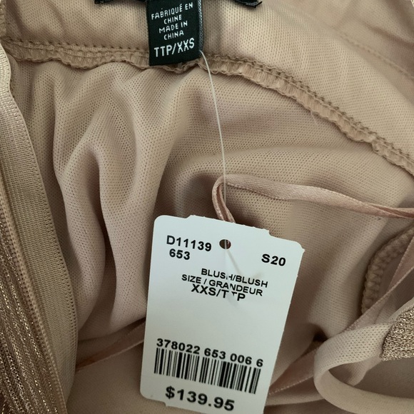 Le Chateau Dress XXS - Picture 3 of 4